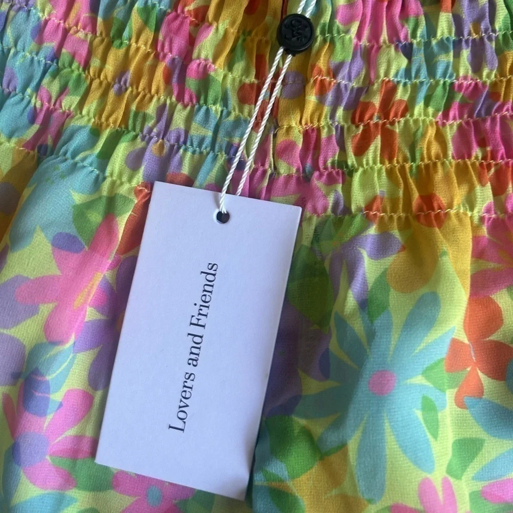 Lovers + Friends stretch pull